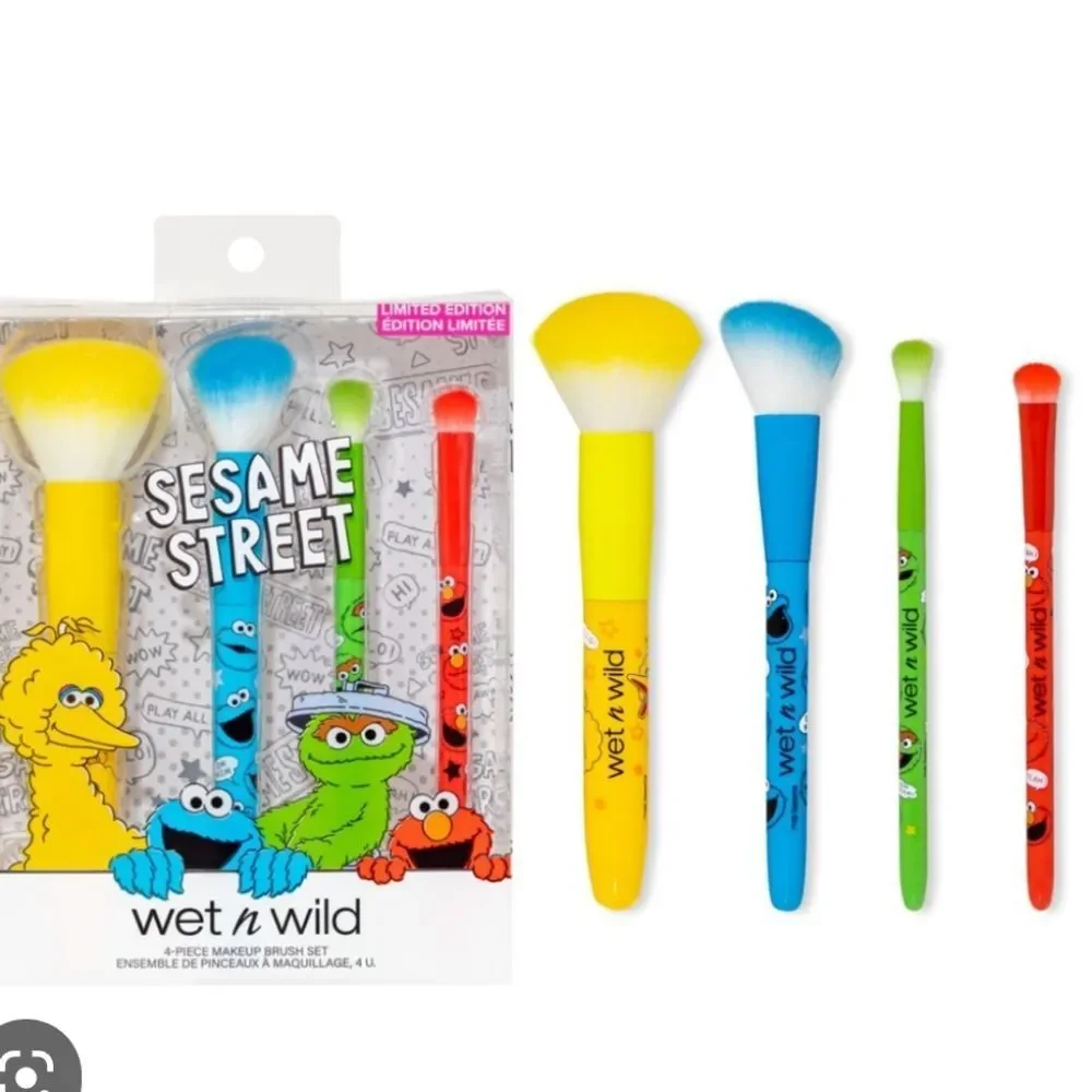 Wet-N-Wild X Sesame Street Makeup Brush Set‎